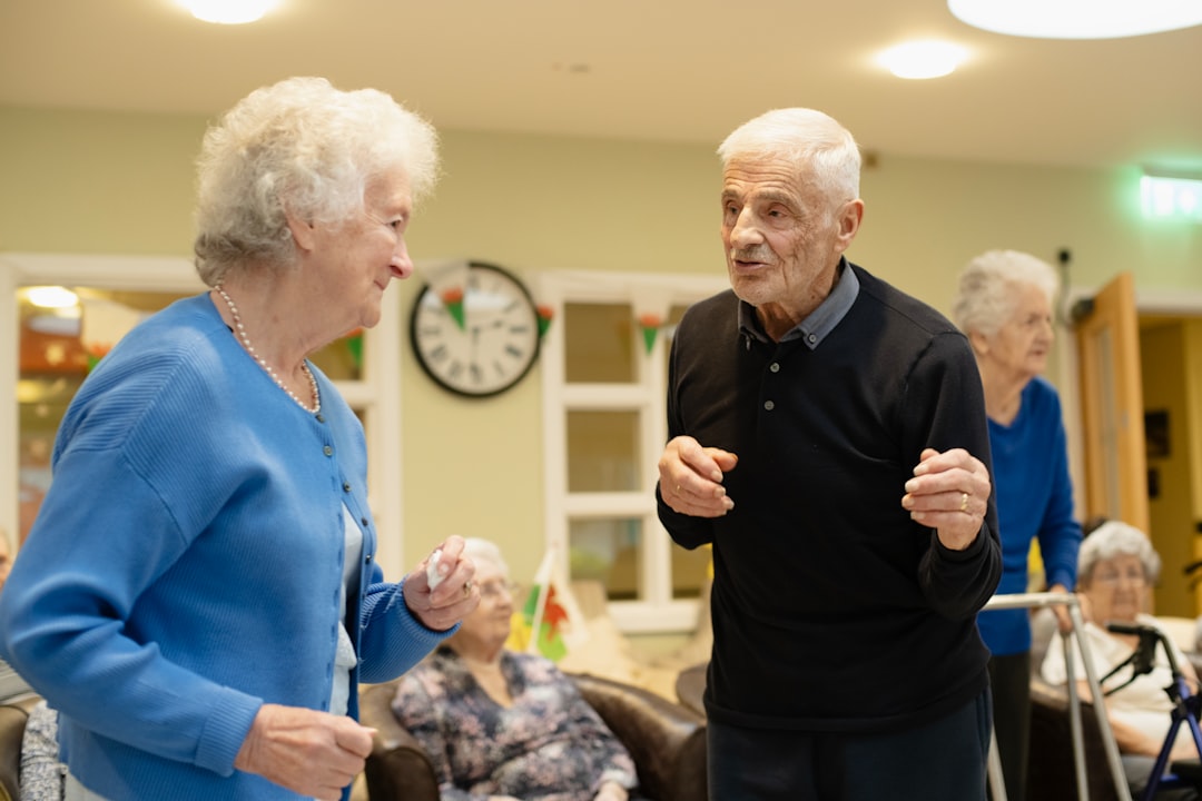 assisted living weekend activities seniors socializing on patio